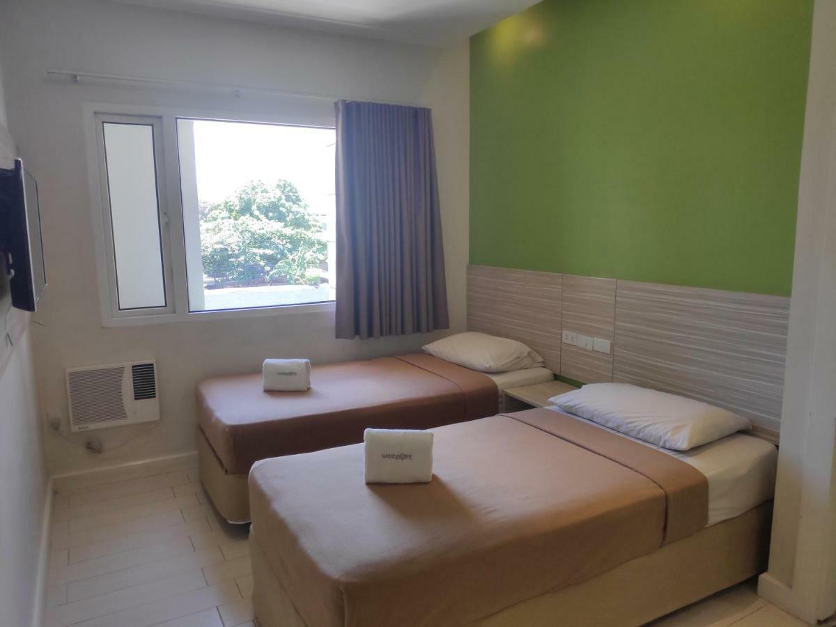 Westpoint Hotel Cebu Kültér fotó
